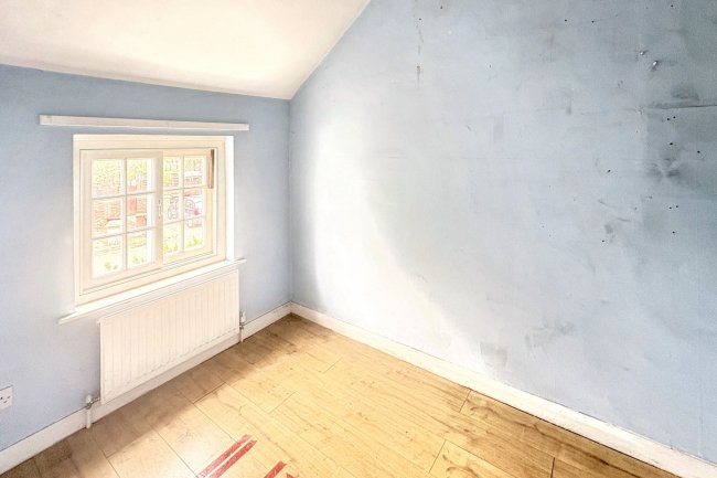 19 Winn Street, Scunthorpe, DN16 1TB 2