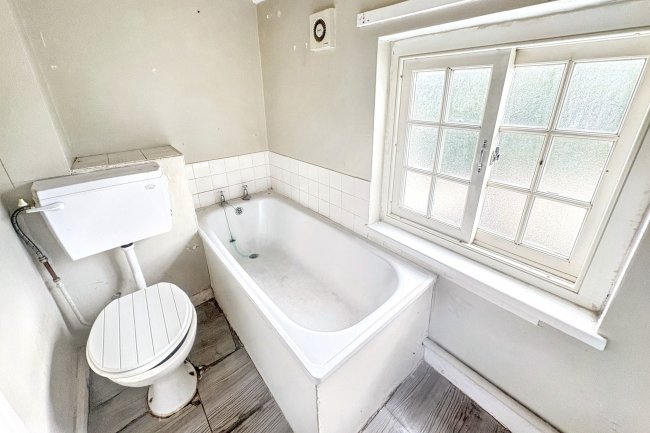 19 Winn Street, Scunthorpe, DN16 1TB 2