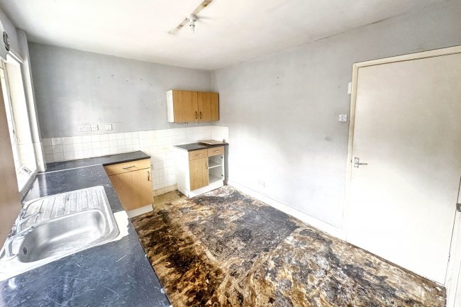 19 Winn Street, Scunthorpe, DN16 1TB 2