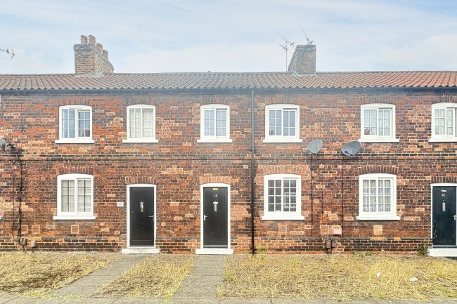 19 Winn Street, Scunthorpe, DN16 1TB 2