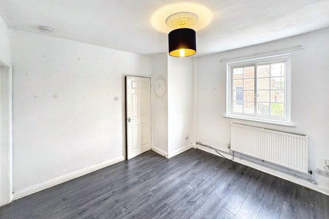 27 Winn Street, Scunthorpe, Lincolnshire, DN16 1TB 3