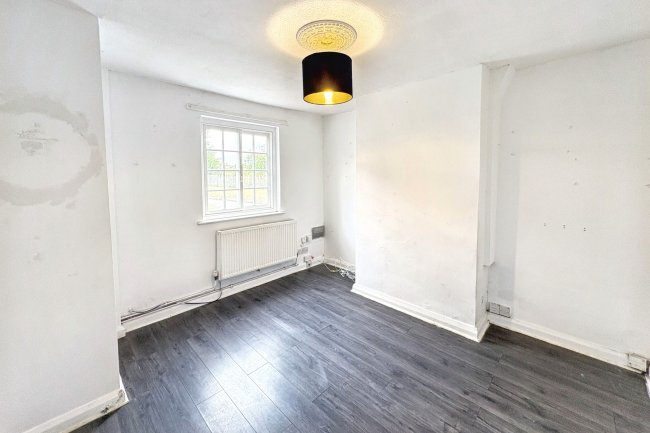 27 Winn Street, Scunthorpe, Lincolnshire, DN16 1TB 3