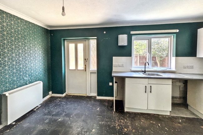 5 Rosemount Close, Keighley, West Yorkshire, BD21 2EF 7