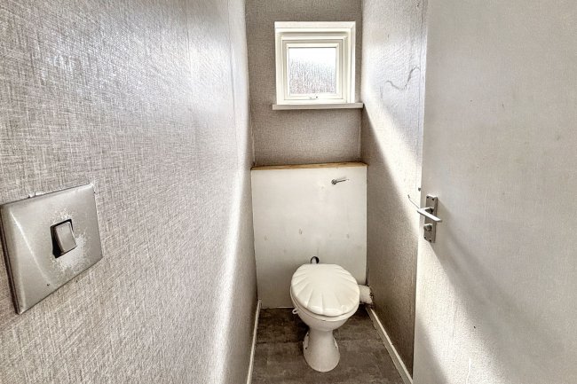 5 Rosemount Close, Keighley, West Yorkshire, BD21 2EF 7