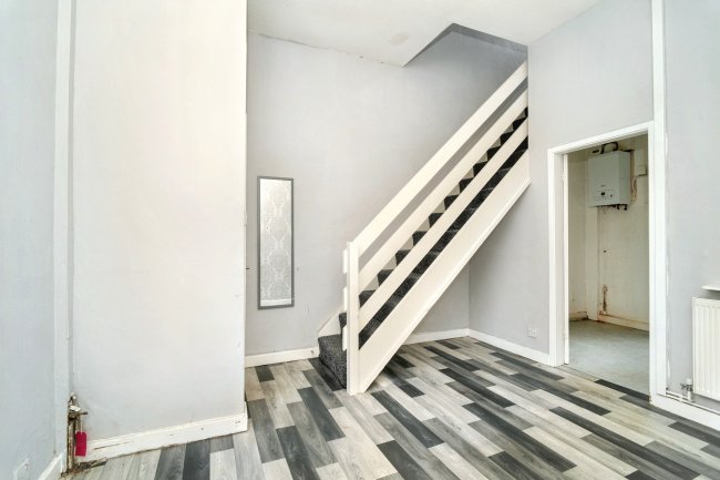 33 Muncaster Road, Preston, Lancashire, PR1 6BD 6