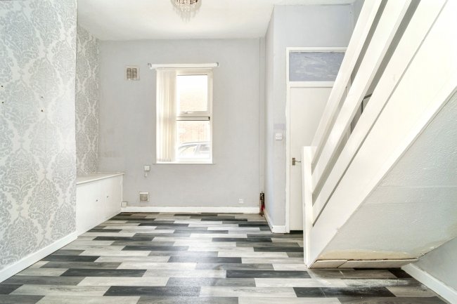 33 Muncaster Road, Preston, Lancashire, PR1 6BD 6