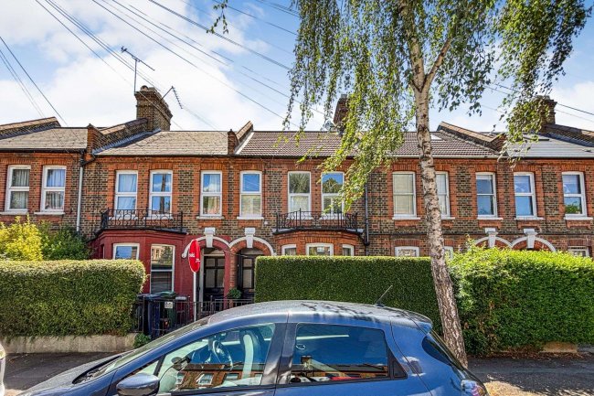 10 & 10A Courtenay Road, Walthamstow, London E17 6LZ 10