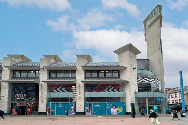 Barclays Bank, 1-3 Haymarket Towers, Leicester, LE1 1WA 9