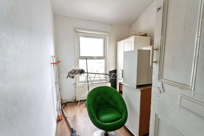 7 Dovey Street, Liverpool, Merseyside, L8 8BT 6