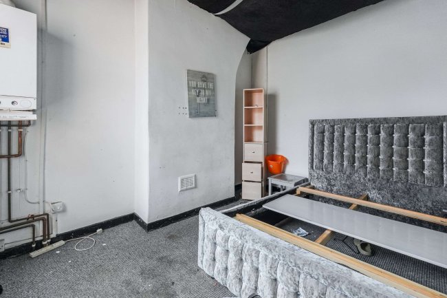 7 Dovey Street, Liverpool, Merseyside, L8 8BT 6