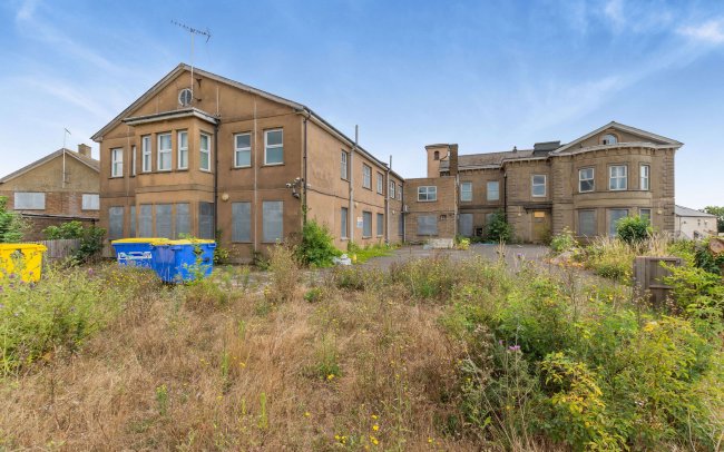 Kesson House Care Home, Council Avenue, Northfleet, Gravesend, DA11 9HN 9