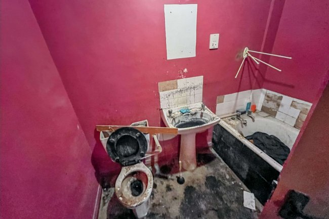 Flat 30 Clifford Court, 2 Heathfield Road, Wandsworth Common, London, SW18 3JE 7