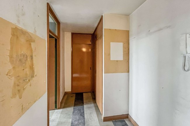 Flat 30 Clifford Court, 2 Heathfield Road, Wandsworth Common, London, SW18 3JE 7