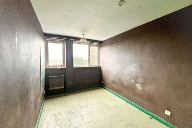 Flat 30 Clifford Court, 2 Heathfield Road, Wandsworth Common, London, SW18 3JE 7