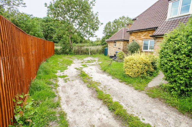 39 Clyffe Pypard, Clyffe Pypard, Nr Royal Wootton Bassett, SN4 7PY 7