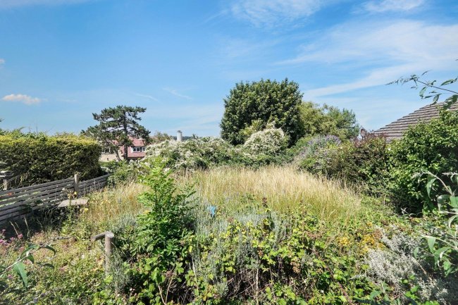 2 The Freedown, St Margaret's at Cliffe, Dover CT15 6BD 1