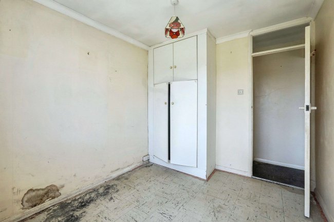 2 The Freedown, St Margaret's at Cliffe, Dover CT15 6BD 1