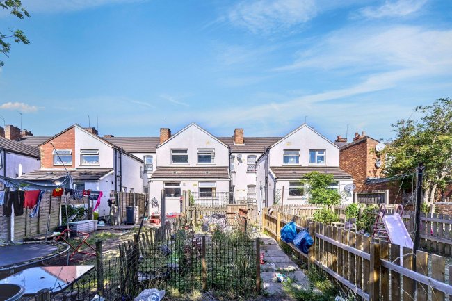 33 Forrester Street, Walsall, West Midlands WS2 9PL 9