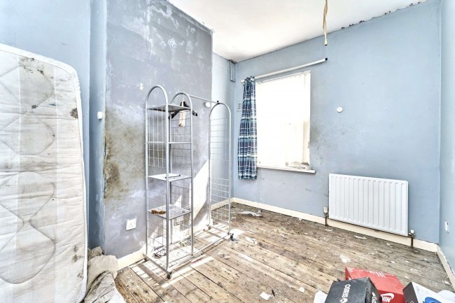 33 Forrester Street, Walsall, West Midlands WS2 9PL 9