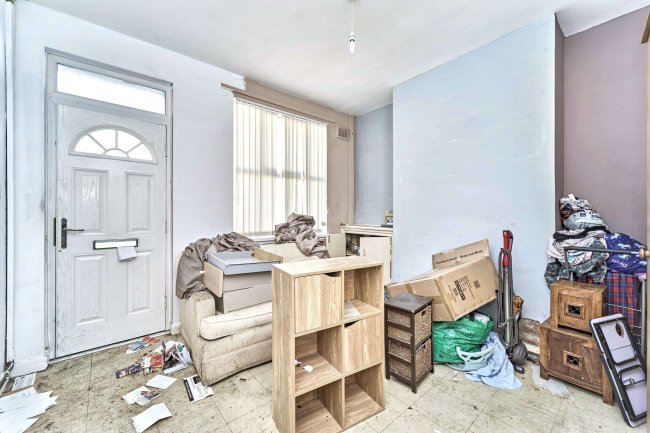 33 Forrester Street, Walsall, West Midlands WS2 9PL 9