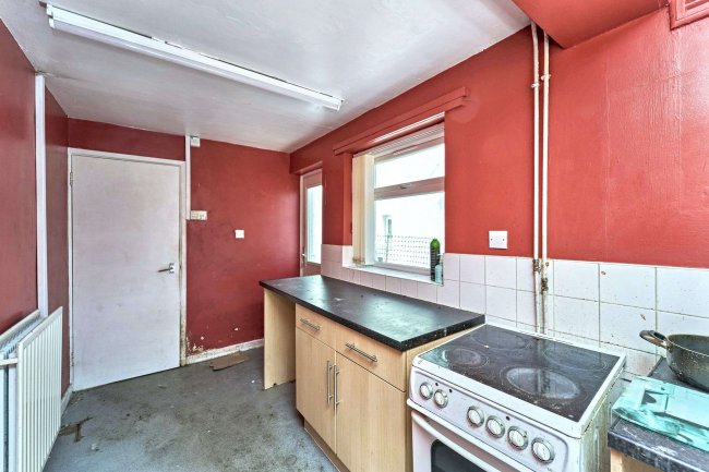 33 Forrester Street, Walsall, West Midlands WS2 9PL 9