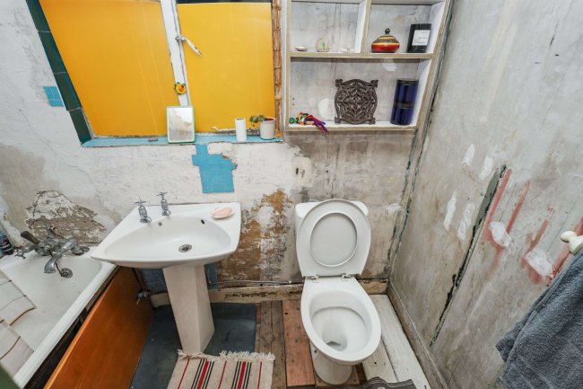 27 Colne Road, Clapton, London, E5 0HR 7