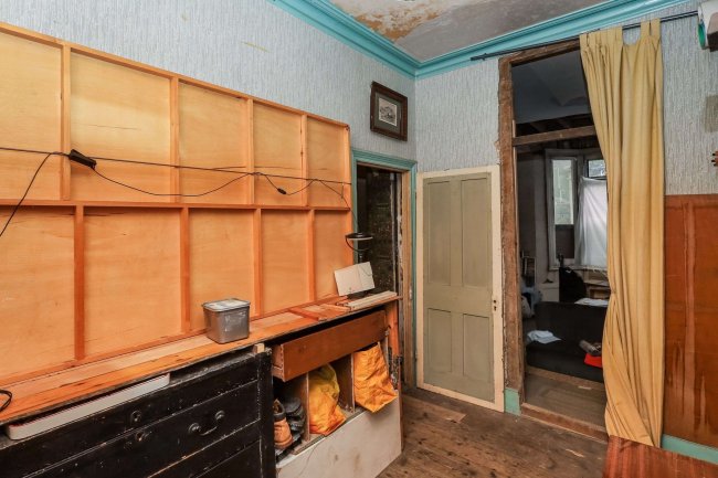 27 Colne Road, Clapton, London, E5 0HR 7