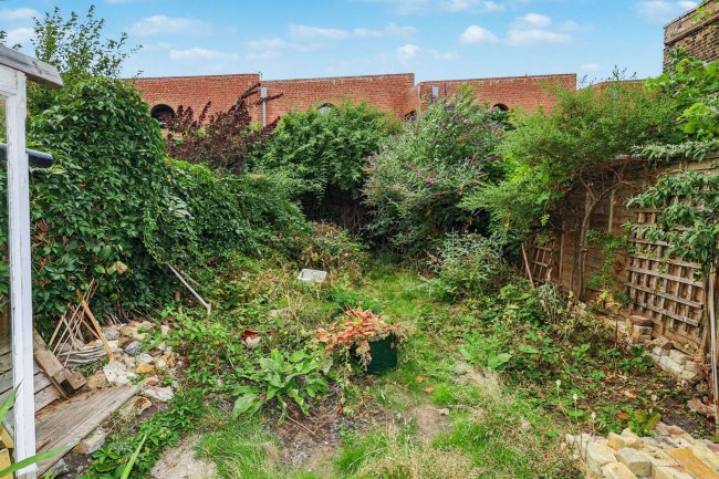 27 Colne Road, Clapton, London, E5 0HR 7