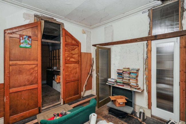 27 Colne Road, Clapton, London, E5 0HR 7