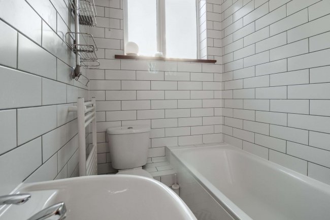 12 Wigton Road, Walthamstow, London E17 5HU 10