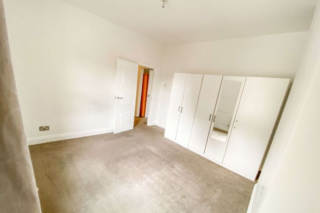 48 Dryden Road, Wimbledon, London, SW19 8SG 5