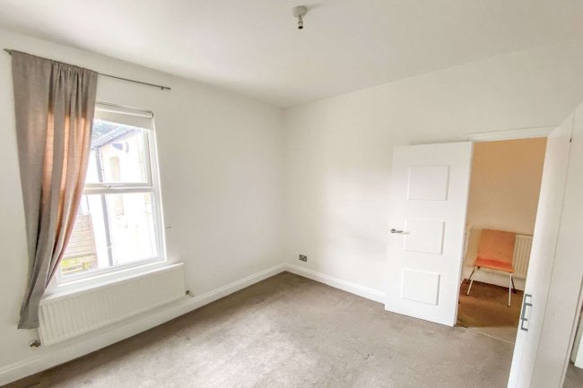 48 Dryden Road, Wimbledon, London, SW19 8SG 5