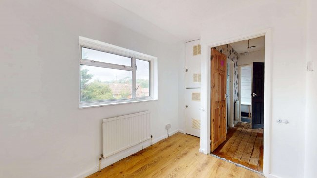 25 Pirbright Crescent, New Addington, Croydon, CR0 0RT 8