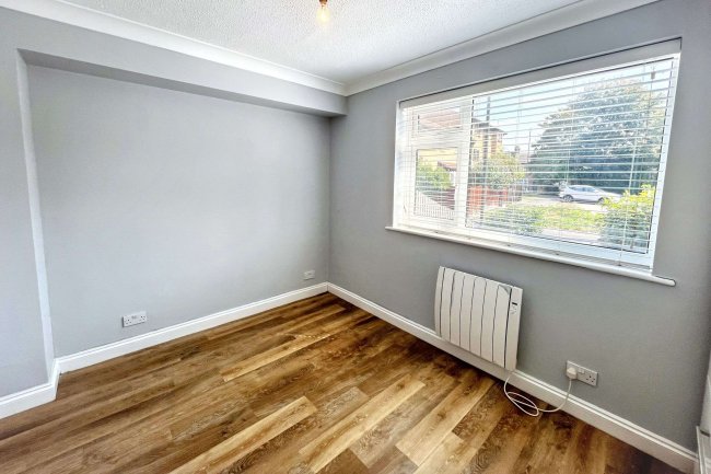 290 Brangwyn Crescent, Wimbledon, London, SW19 2UF 5