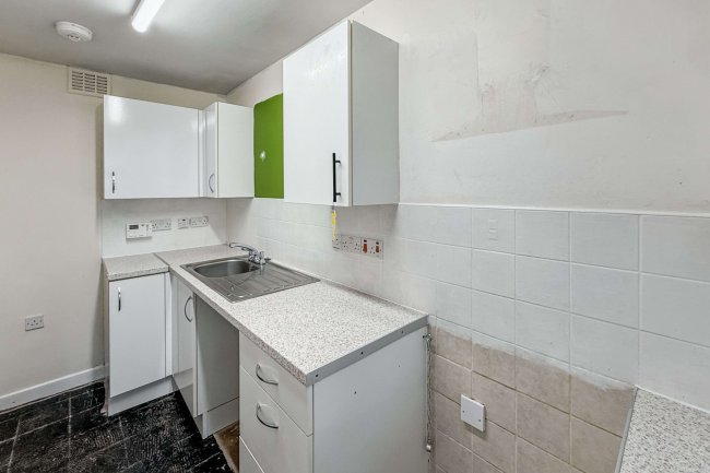 11 Craigmont Court, West Avenue, Benton, Newcastle upon Tyne, NE12 9PB 8