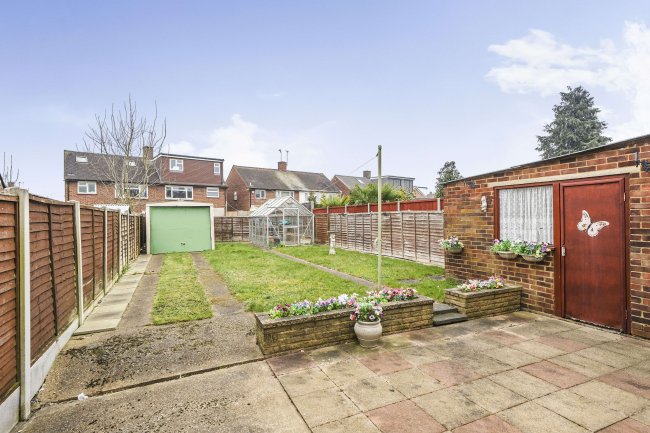 40 Bear Road, Hanworth Village, Feltham, TW13 6RA 9