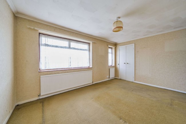 40 Bear Road, Hanworth Village, Feltham, TW13 6RA 9