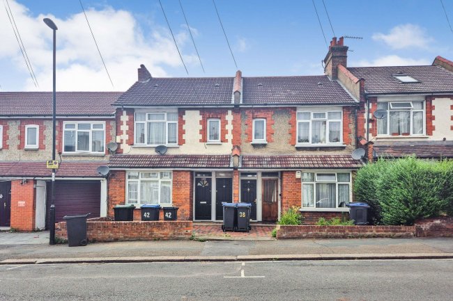 40 and 42 Greenside Road, Croydon, Surrey, CR0 3PL 8