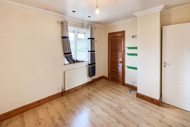 12 Oliver Avenue, Corsham, Wiltshire, SN13 0AJ 9