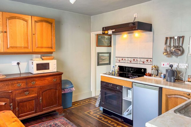 5-7 Berwyn Street, Llangollen, LL20 8NF 1