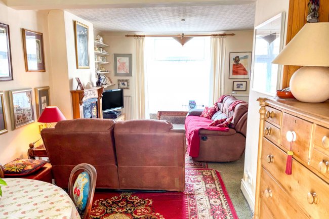 5-7 Berwyn Street, Llangollen, LL20 8NF 1