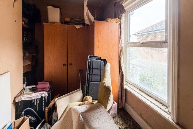 69 Bettesworth Road, Ryde, Isle Of Wight PO33 3EN 2