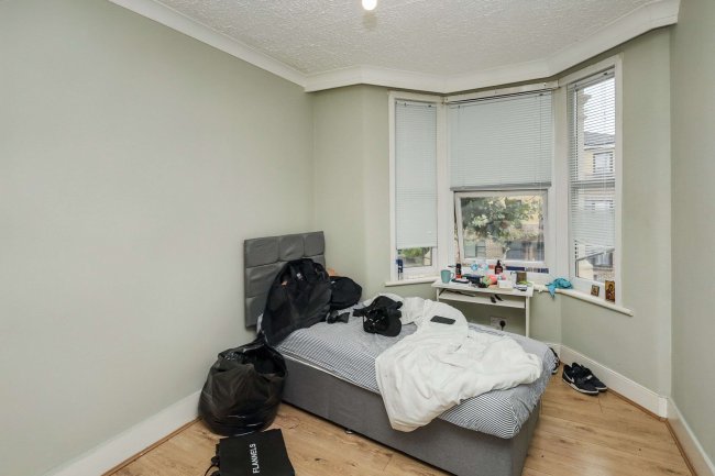 283 Church Road, Leyton, London, E10 7BQ 4