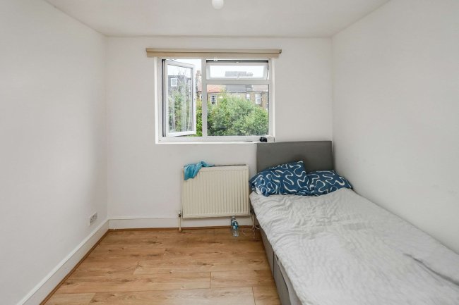 283 Church Road, Leyton, London, E10 7BQ 4