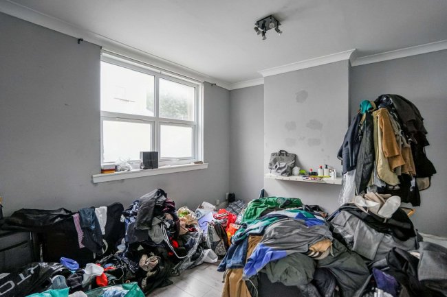 2 East Street, Chatham, Kent, ME4 5NJ 2