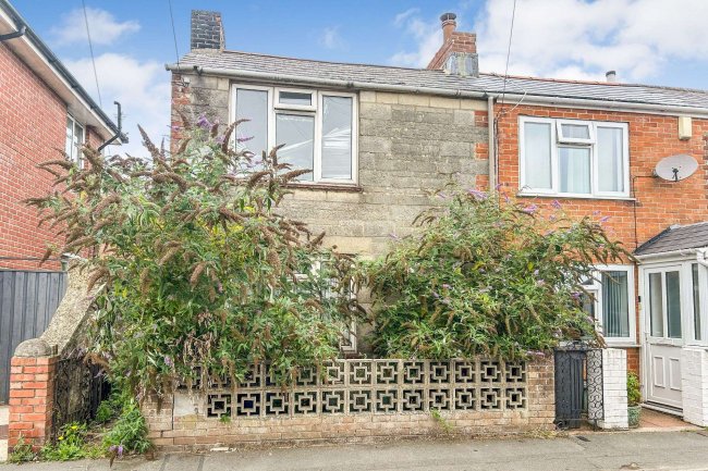 13 Station Street, Ryde, Isle of Wight  PO33 2QH 3