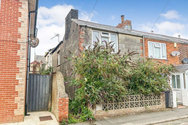 13 Station Street, Ryde, Isle of Wight  PO33 2QH 3