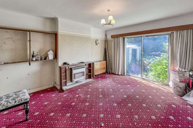 23 Thornton Road, Bromley, Kent BR1 5AP 1