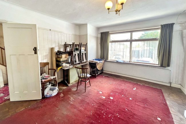 23 Thornton Road, Bromley, Kent BR1 5AP 1