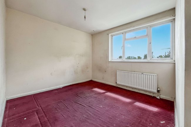 121 Halcot Avenue, Bexleyheath, DA6 7QA 10